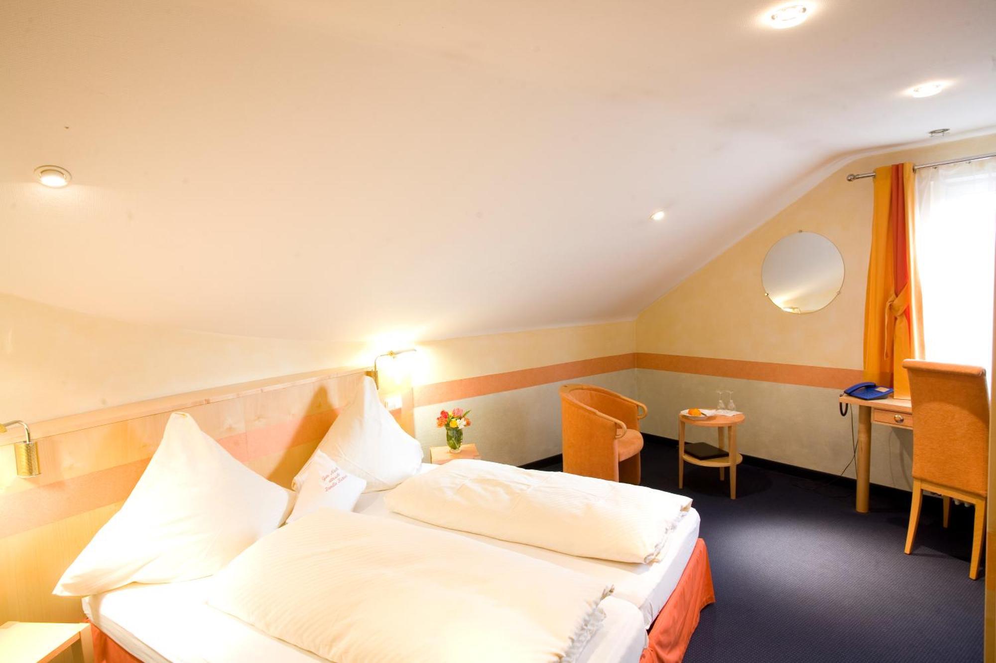 Hotel-Restaurant Steuermann Karlsruhe Dış mekan fotoğraf